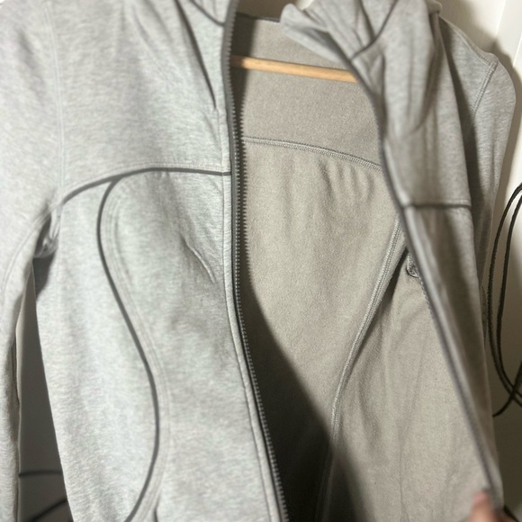 Lululemon Athletica Gray Live Simply Jacket with Hoodie + Pockets, Women’s 4 - Picture 7 of 14